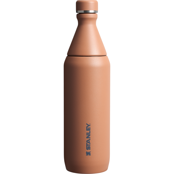 Stanley All Day Slim Water Bottle 20 OZ In Toast Tan